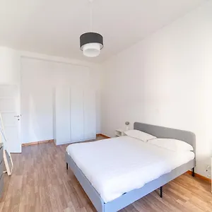 Апартаменты Hbhall Residenze Darsena, Милан