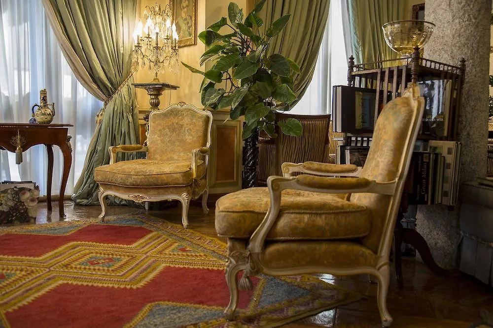 Petit Palais Hotel De Charme Milan